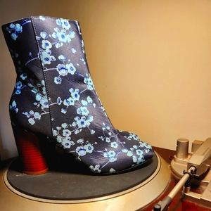 Market & Spruce Bootie